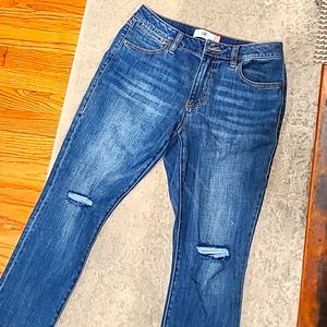 cabi cropped high straight jeans. Great denim wash color.